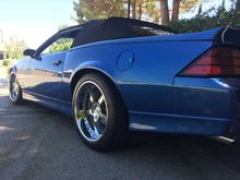 19x8.5 fronts (245 40 19 - I’m guessing right now on the tire sizes) and 19x10.5 rears (285 45 19).

Ride feels good to me. Feels smooth.