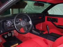 vERY CLEAN INTERIOR