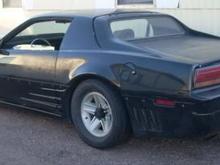 Rear view with notchback