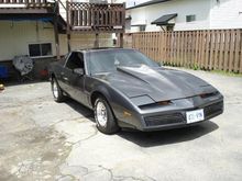 took this last summer in my back yard front angle shot this was just after i did a quick wax job with no electric polisher i did it by hand but im doing it the right way nxt time