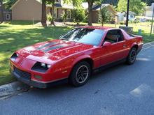 Driver side 3/4 view