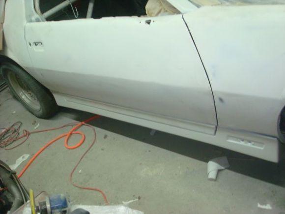 Once I bolt them back up then the front gets 2 screws behind the emblem that pulls that part into place.