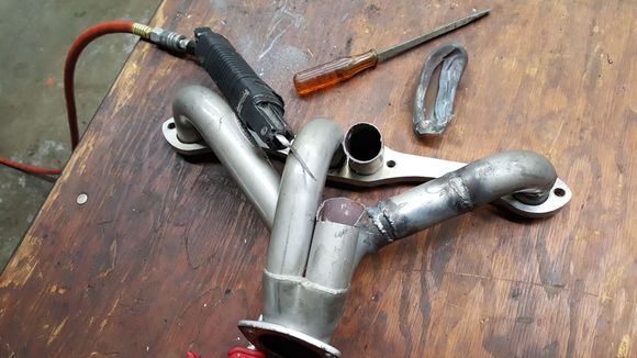 Fixing my $5 dollar headers...among other things going on at the shop today - now back in front of the nerd-box doing the office/CI chores