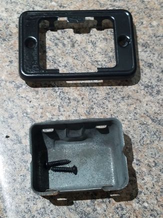 Finished.  Whole job took maybe 20 minutes. Letting plate cure overnight before assembly and installation. 