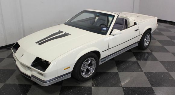 “1985 Limited Edition Z28 Chevy Camaro with the Daytona kit”. After the 1985 Z28 Chevy Camaros left the factory & arrived at the dealerships, the dealerships had them sent out and the Dayton after market kit installed in them and had them listed as a limited edition. They convertible soft tops & 2 seaters.