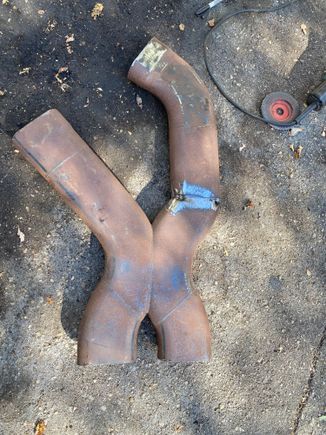 Note where I cut the pipes and put in an angle to fit the collector width