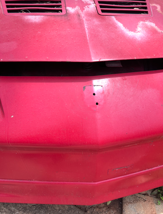 Missing emblem (bright red)