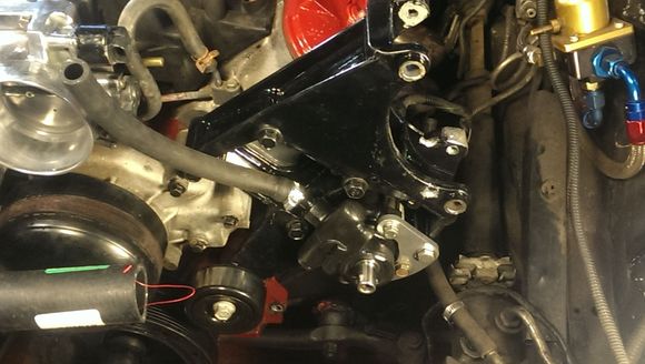 Vette powersteering pump installed