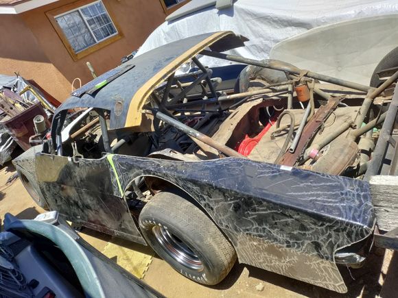 Haven't gotten around to the gauges, or fixing the leaking intake on the car yet. Been playing with my $750 beater. Removed a bunch of mangled old race car sheet metal to put on new race car sheet metal to go beat up. Before I hang it tho, it needs a trip to the truck wash and a squirt of paint on the cage and chassis. But it's fun not worrying too much on how nice this one is. 