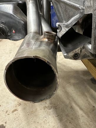 So I had to notch the craaap outta that mounting boss