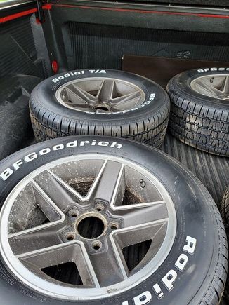 N90s w/BFGoodrich Radial T/As