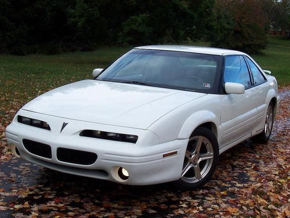 I'm going to try to fabricate the headlights from a 90s Grand Prix to delete the pop ups
