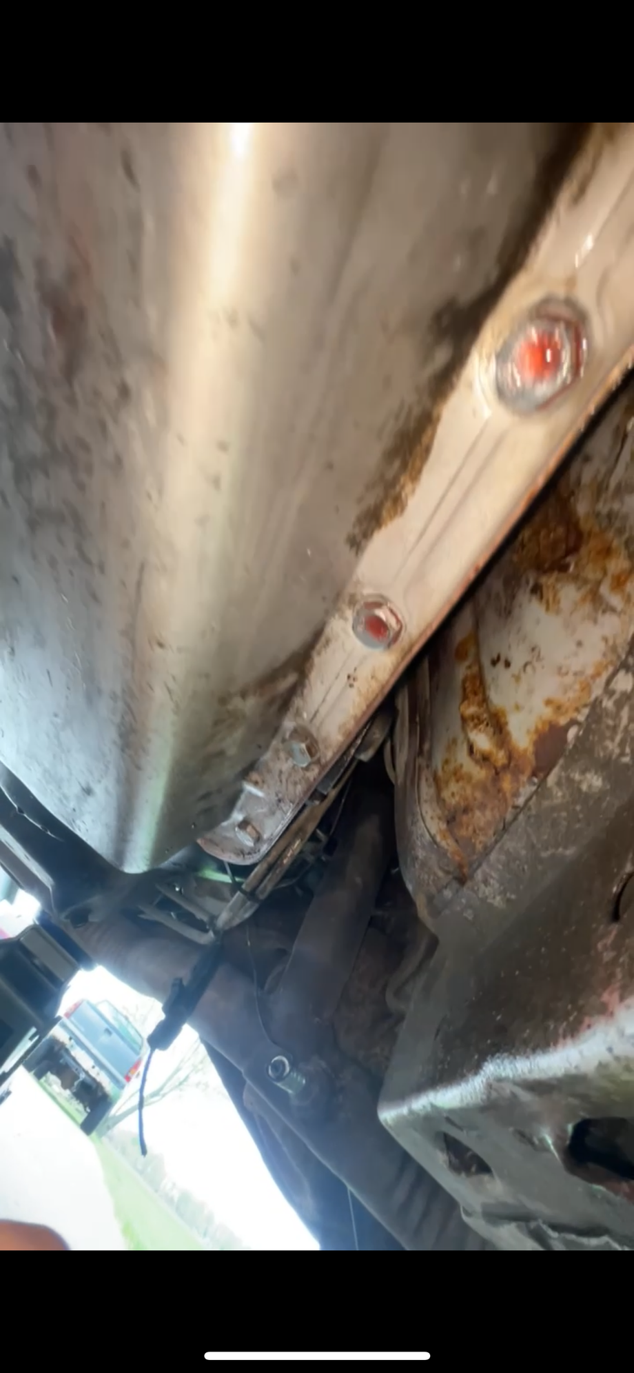 pan bolts that have fluid dripping from them