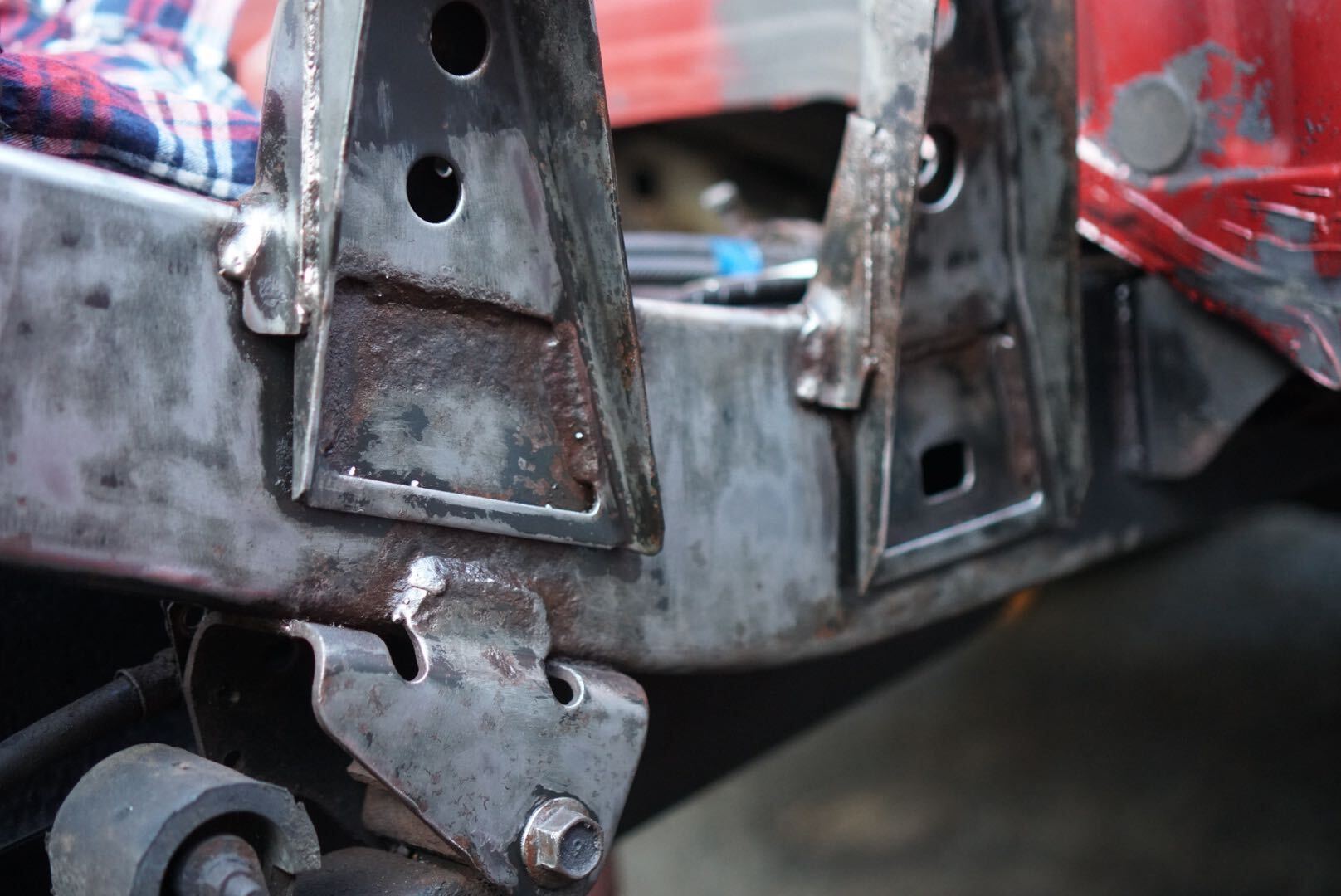 Would you bother top coating POR15 or Eastwood Rust Encapsulator on a truck  frame? - Topic