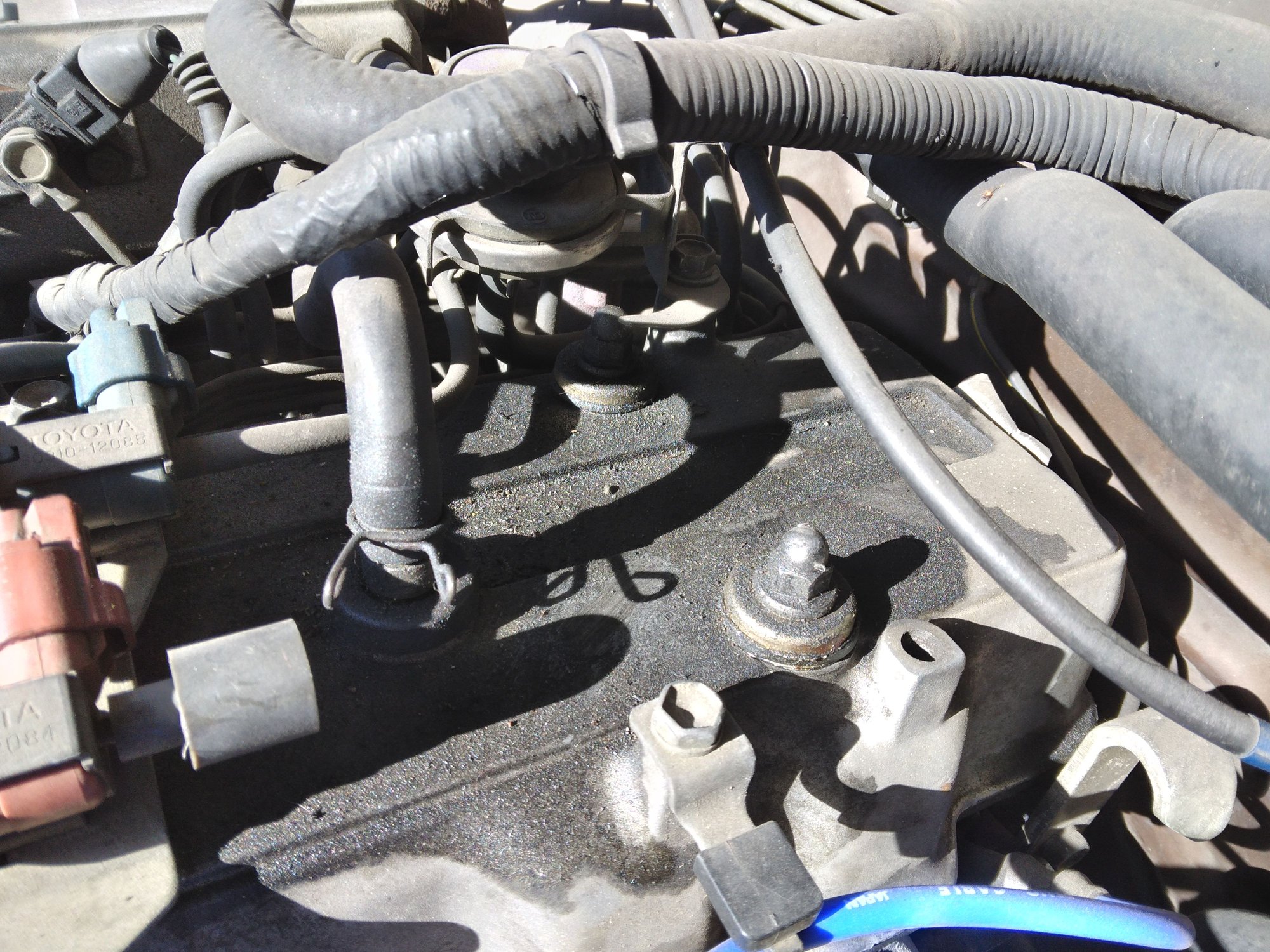 Truck Oil Leak? Head gasket? YotaTech Forums