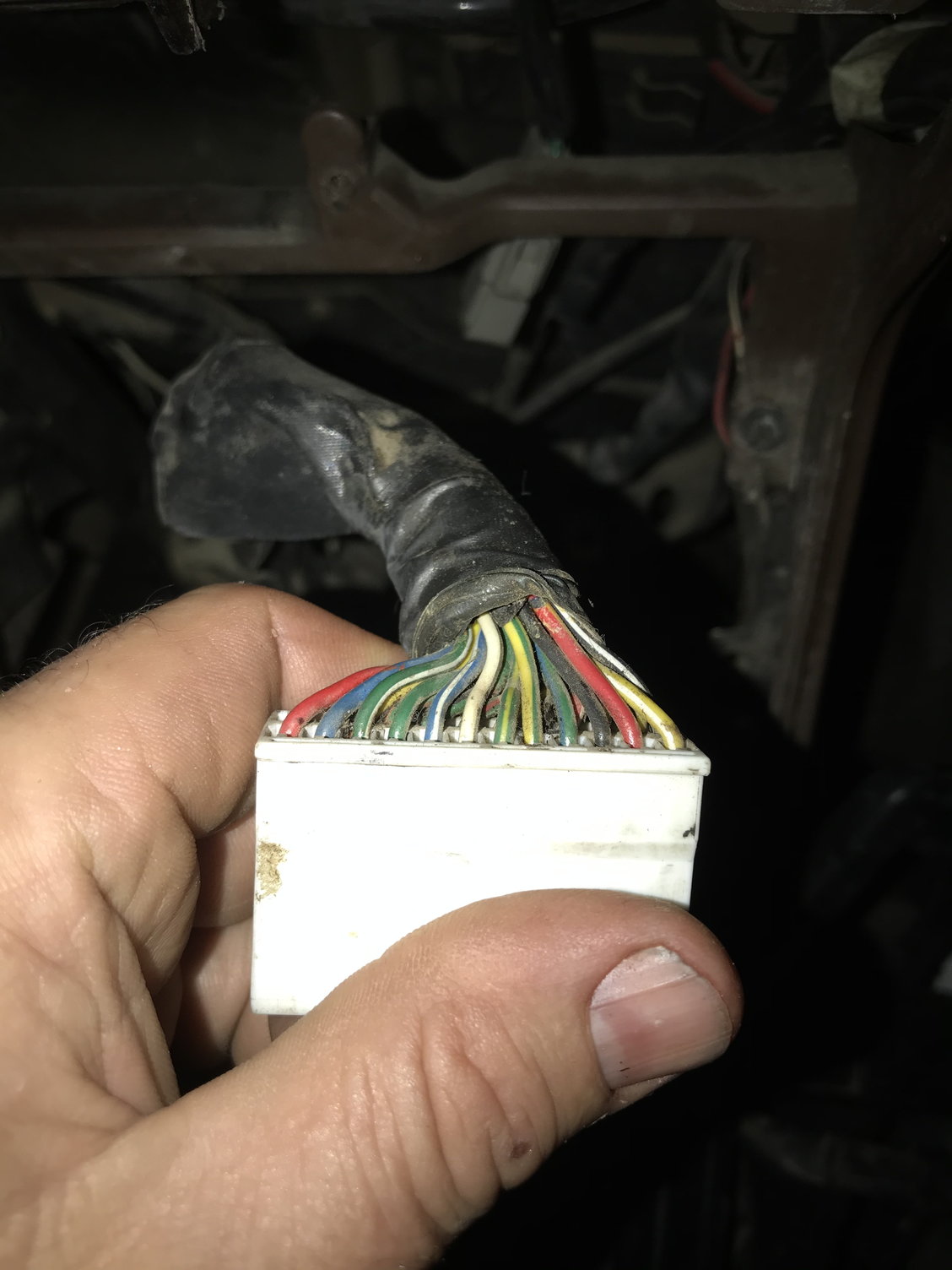 1986 Toyota Pickup - Stereo Wiring - YotaTech Forums