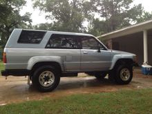 Got it running on 3 cylinders, limped it home and washed it.