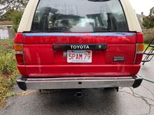 Looks to me like it says “SPAM”