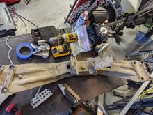 About 1000 posts ago on this thread I talked about doing this. Making my own low profile, but more importantly 1 inch drivetrain lift. Step 1, make a mockup.