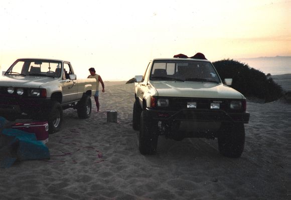 1985 (truck on the right)