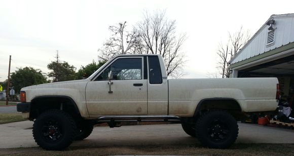 Rock sliders going on rig, tack welded only so far but, looking good.
