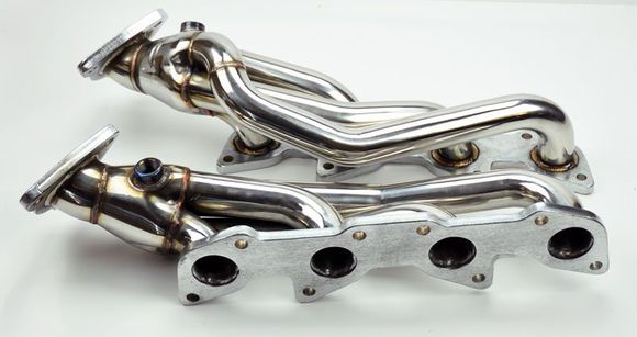 Toyota Tundra 2UZFE headers