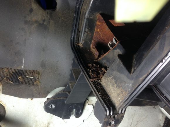 Still more poop
Blower box