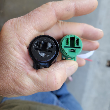 factory vs. amazon alternator connectors