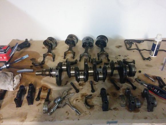 22RE Rebuild: Pistons, rods, crank, etc before cleaning.