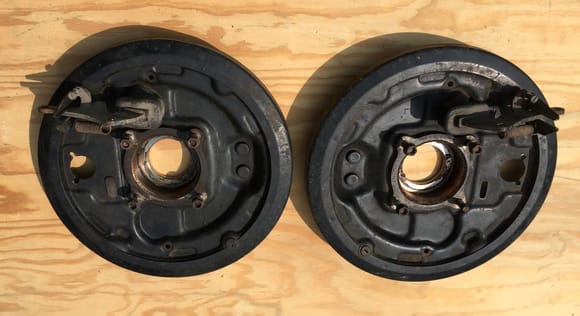 86-95 drum brake backing plates