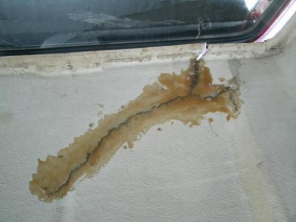 600xCamper shell crack repair inside1