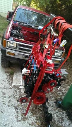 Sometimes you've got to work with what you've got...and all I had was some ratcheting straps.