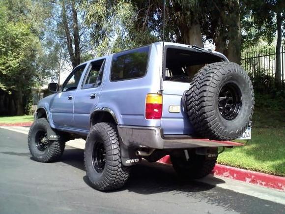 Just a different view of the 4Runner with the new rubber under it...thank goodness the spare tire carrier is still functional.