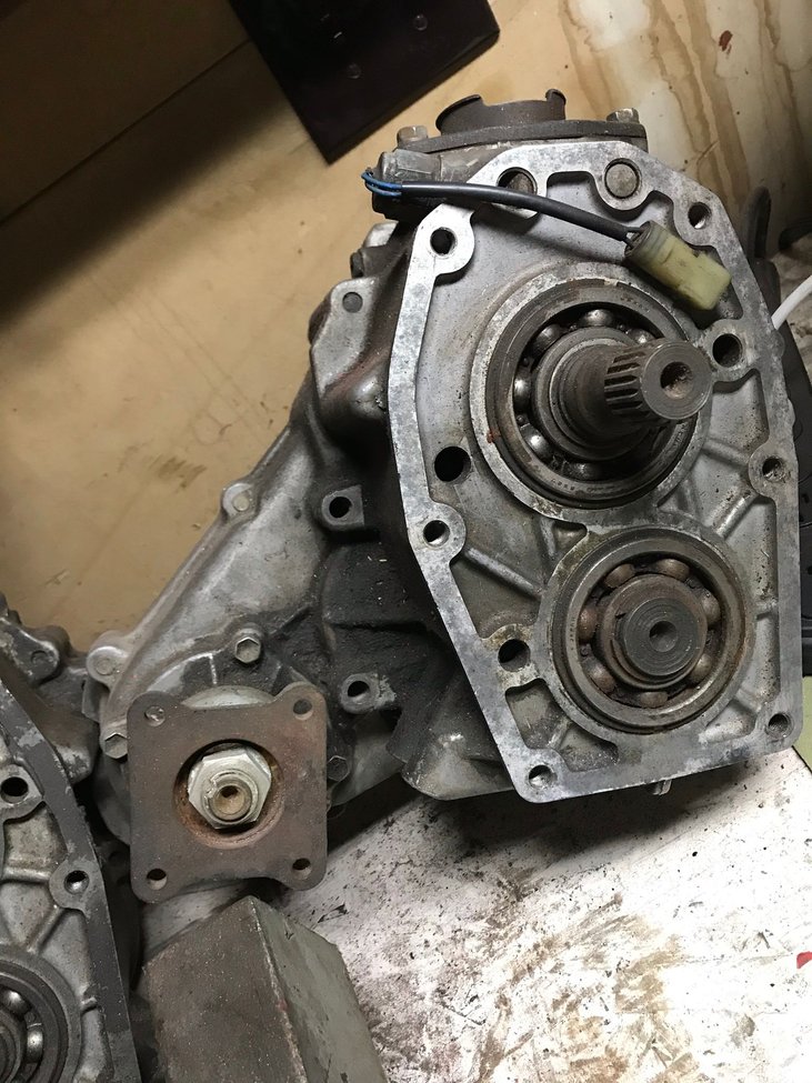 TrailGear TrailCreeper Dual Transfer Case Adapter BRAND NEW & Two Gear Drive Cases Pirate 4x4