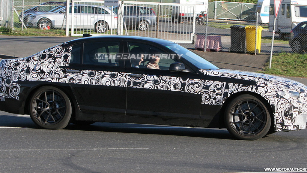 2011 BMW M5 spy shots
