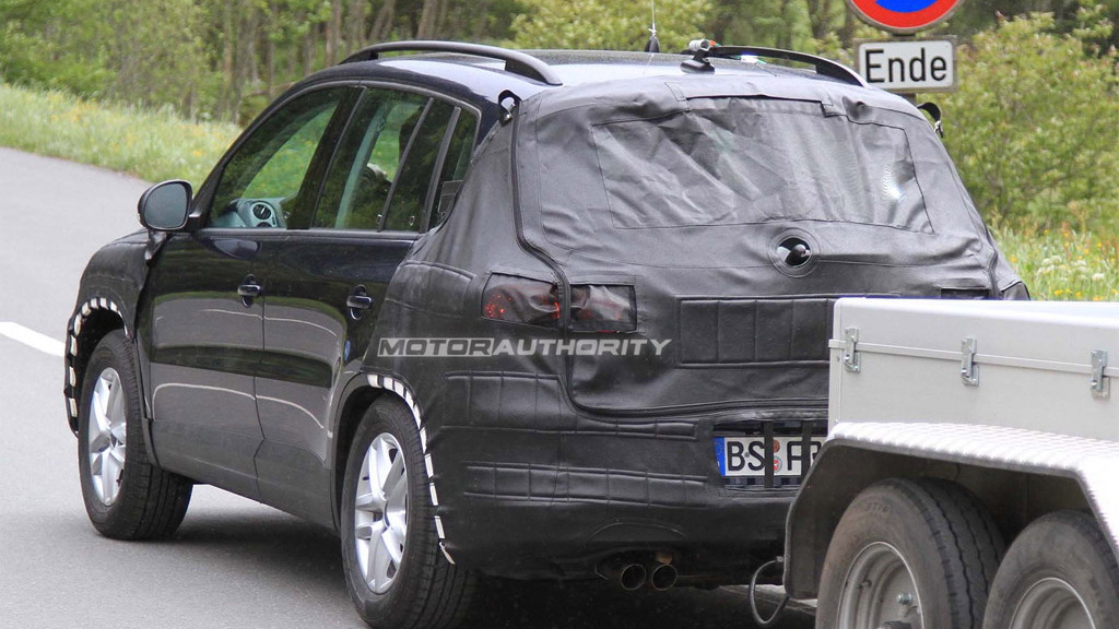 2011 Volkswagen Tiguan facelift spy shots