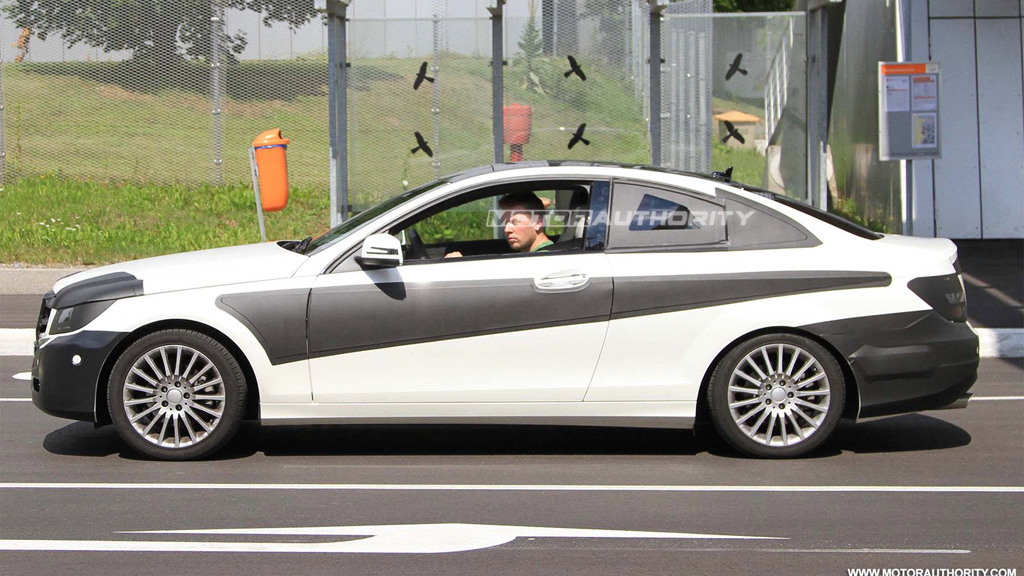 2012 Mercedes-Benz C-Class Coupe spy shots 