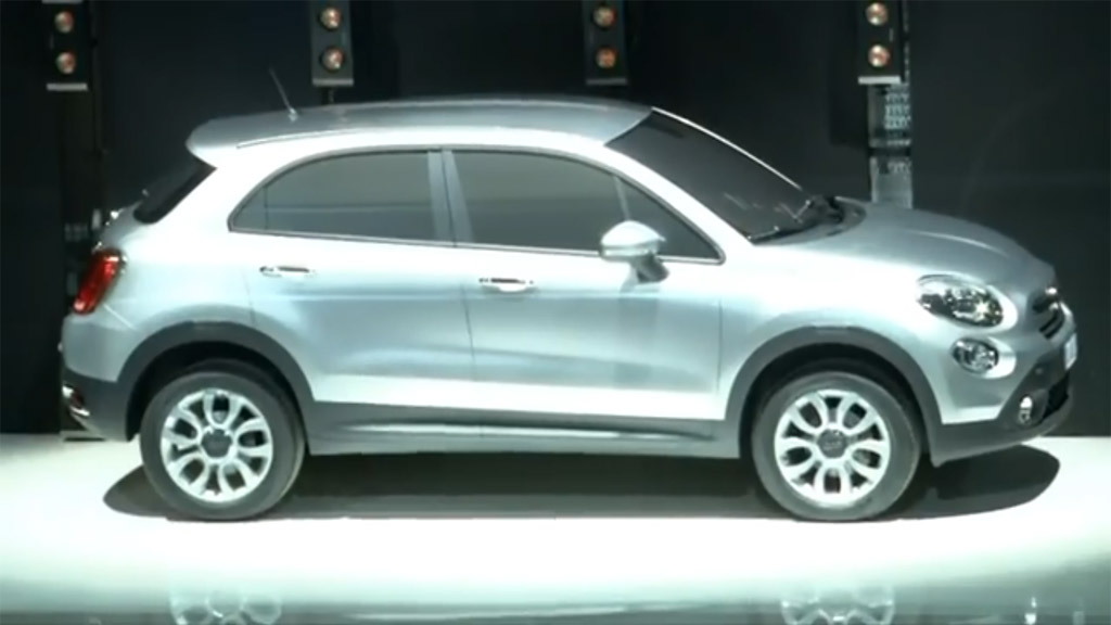 Fiat 500X crossover teased during presentation of 500L MPV in Italy