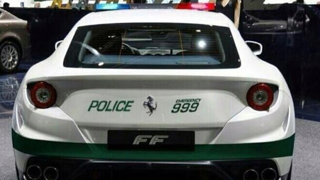 Ferrari FF police car - Image: Dubai Police
