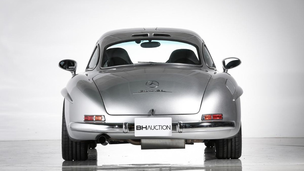 1955 Mercedes-Benz 300SL AMG with right-hand drive - Image via Best Heritage Auction