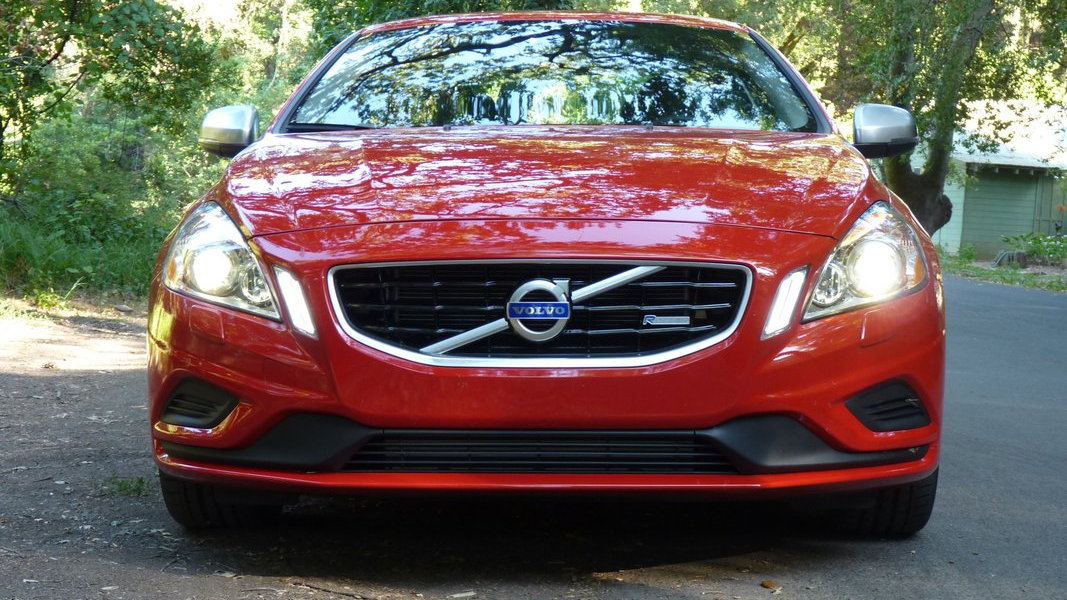 2012 Volvo S60 T6 R-Design First Drive 
