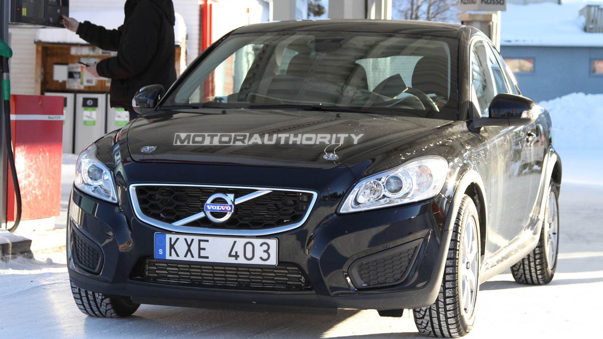 Next-generation Volvo C30 spy shots