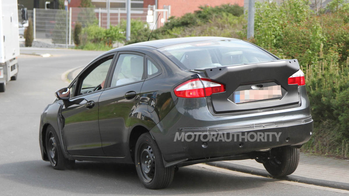 2014 Ford Fiesta Sedan spy shots