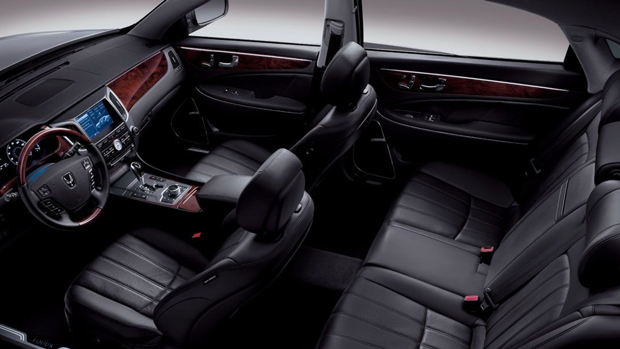 Video Hyundai Launches Equus Owner's Manual App For iPad