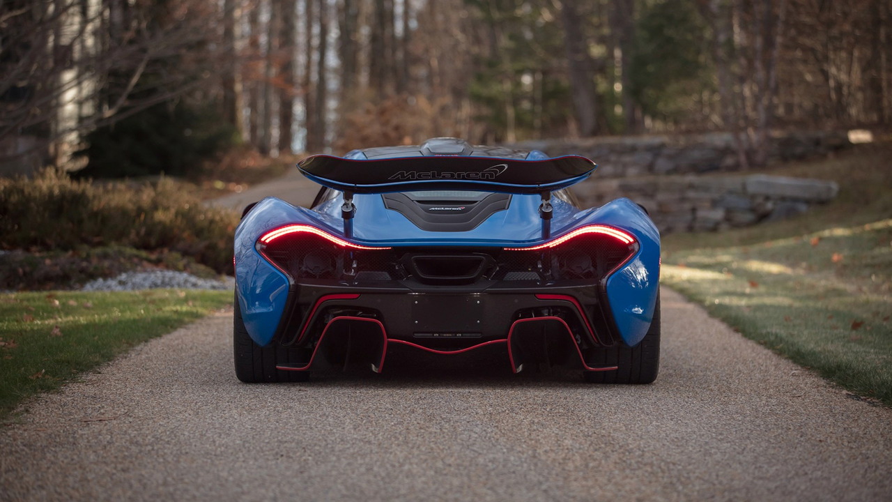 McLaren P1 auctioned off at the Amelia Island Concours
