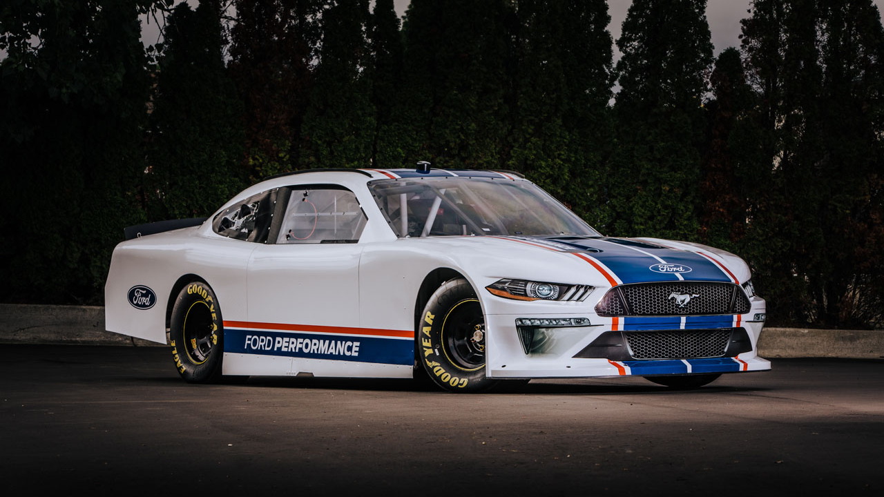 2020 Ford Xfinity Mustang