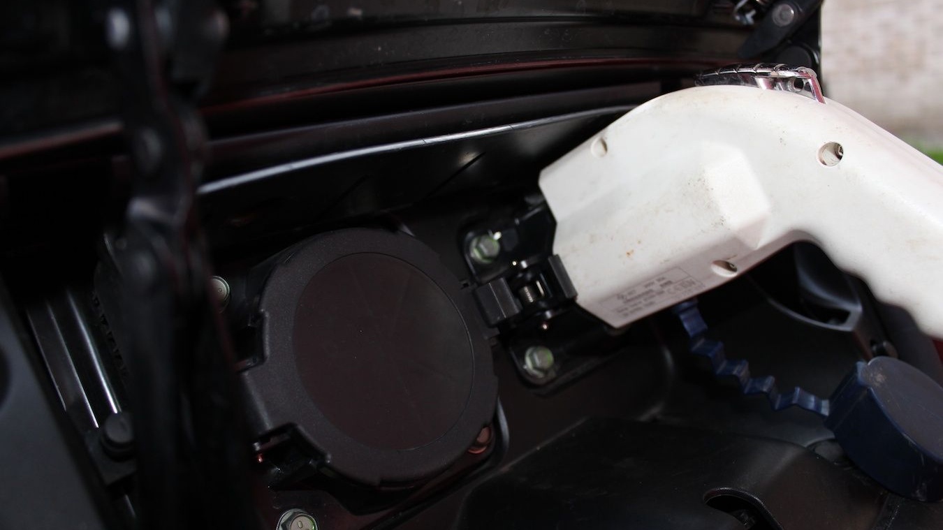 Charging Cable and Socket