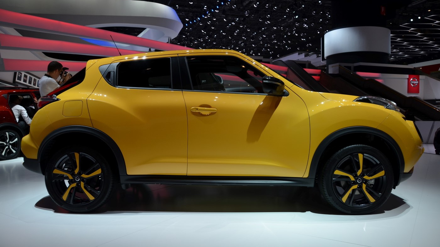 Nissan Juke 2020 желтый