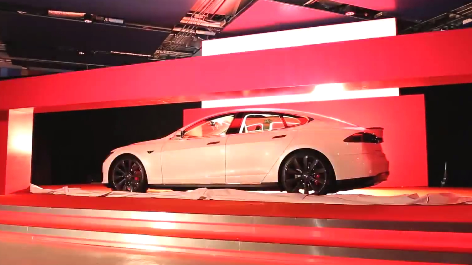 First Tesla Model S delivered in Hong Kong
