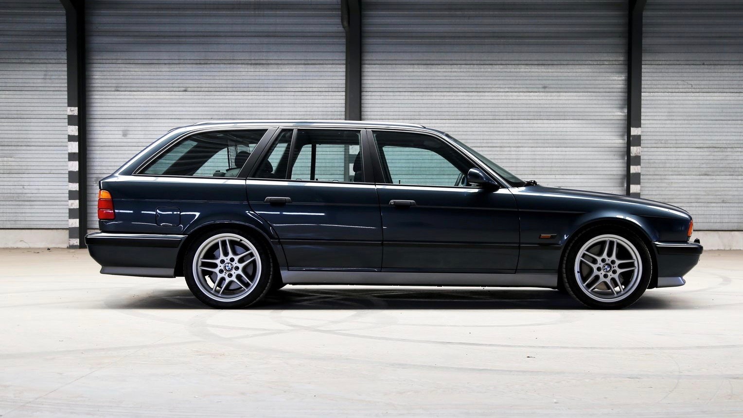 1995 BMW M5 Touring (Photo by Car Cave USA)